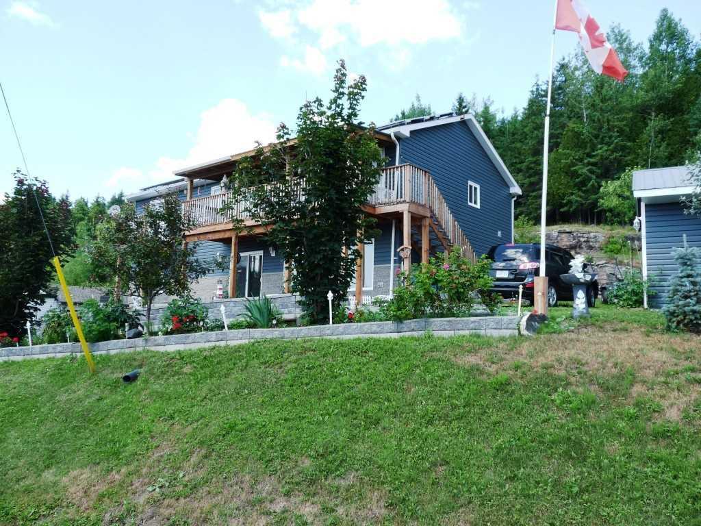 129 Larocque St - Photo 1