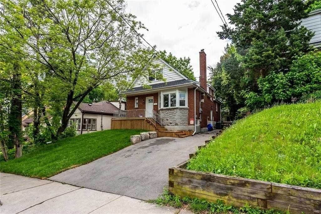 219 Bowman St - Photo 1