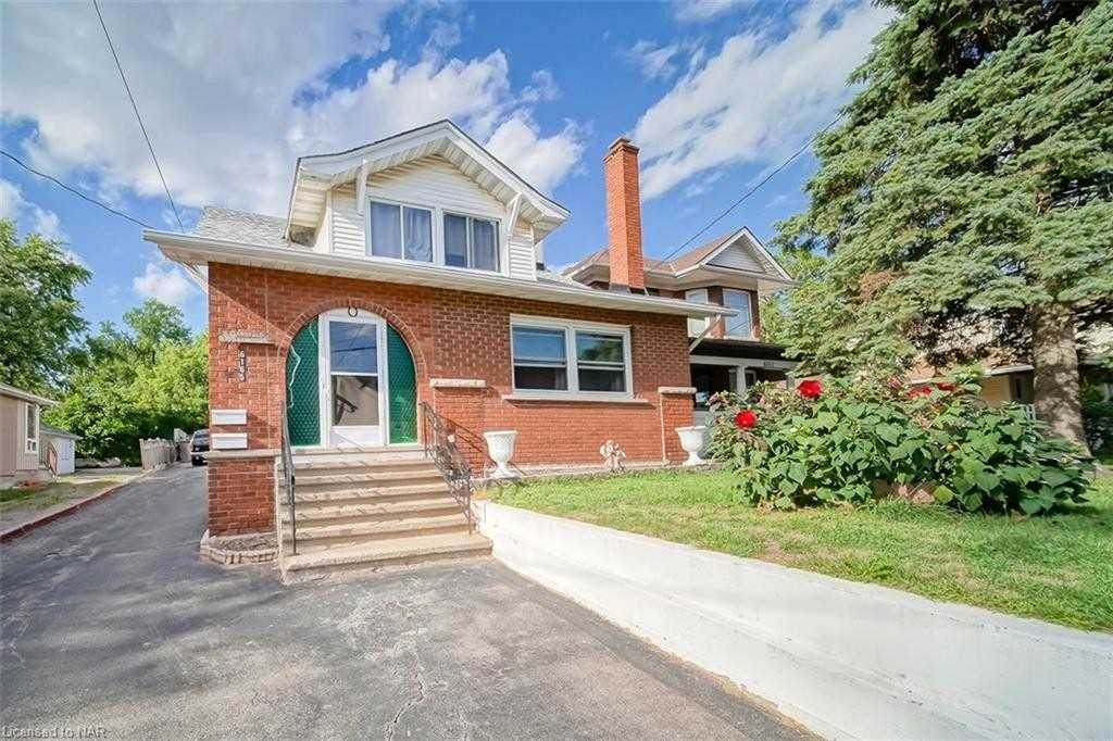 6165 Barker St - Photo 1