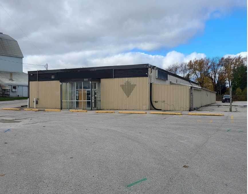 525 Queen St - Photo 1