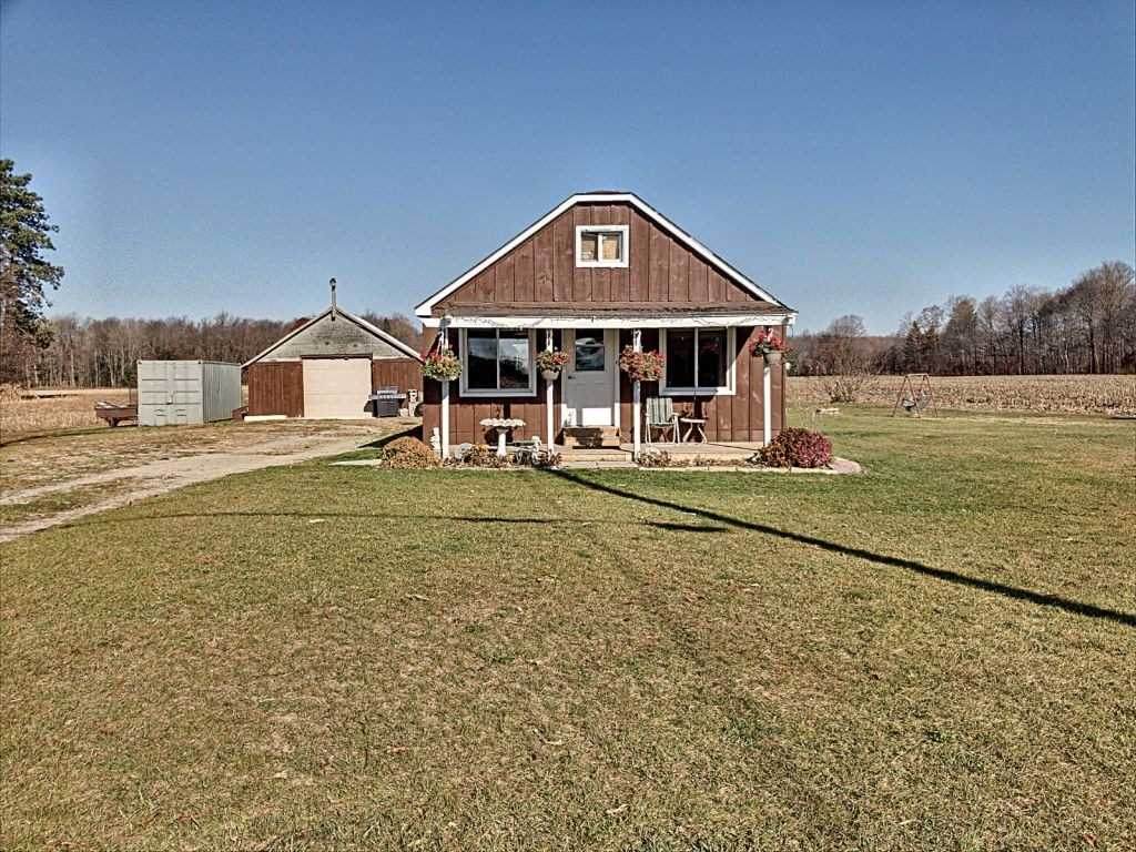 87 Cultus Rd - Photo 1