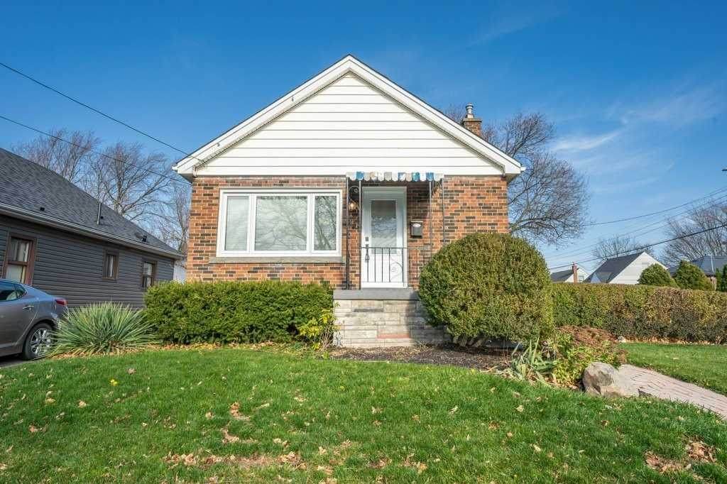 291 Brucedale Ave - Photo 1