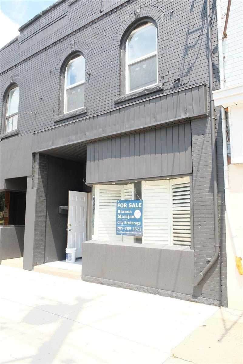 1131 Main St - Photo 1