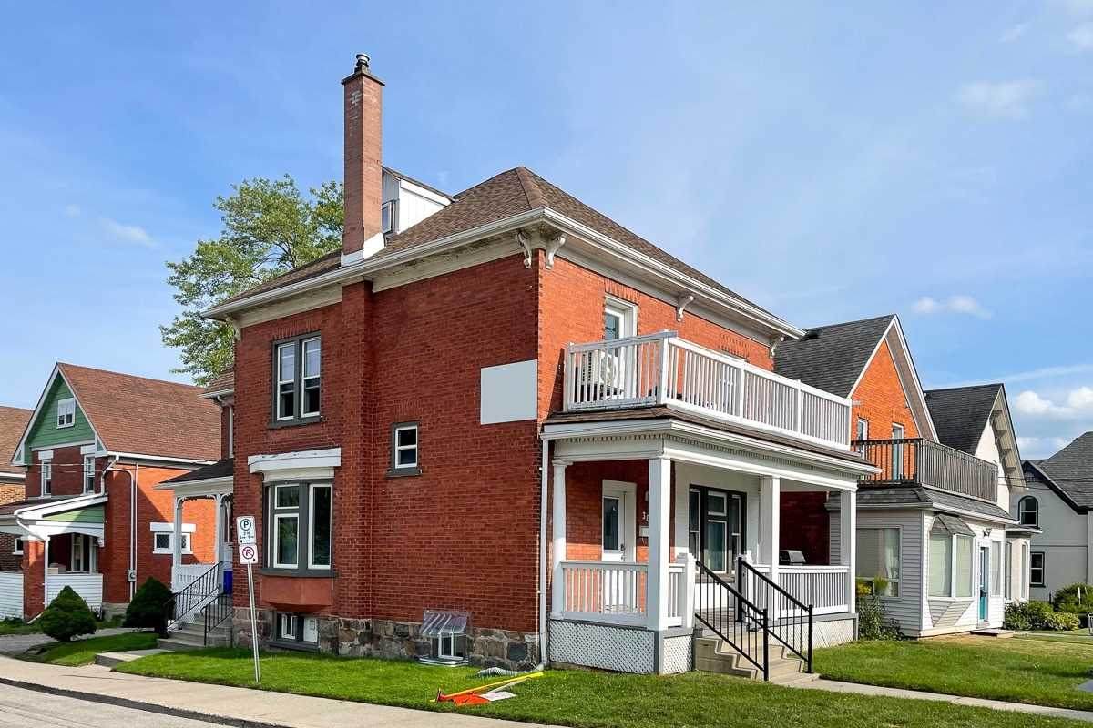 30 Regina St - Photo 1