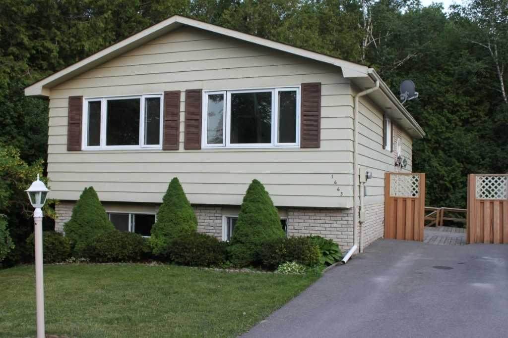 1663 Redwood Dr - Photo 1