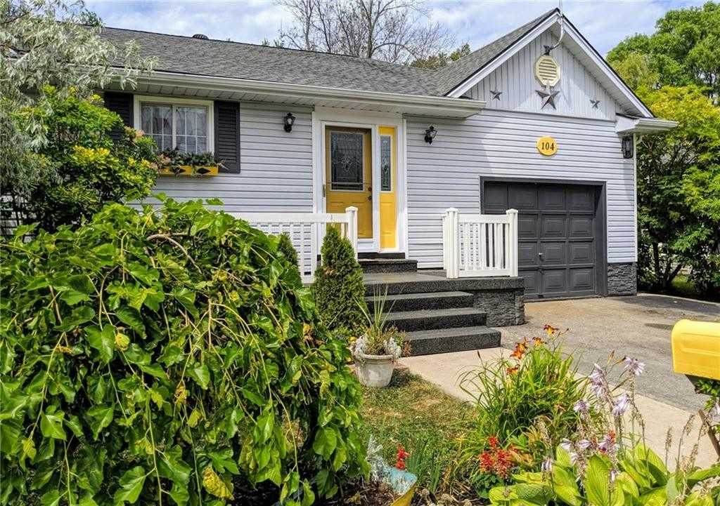 104 Dominion Rd - Photo 1