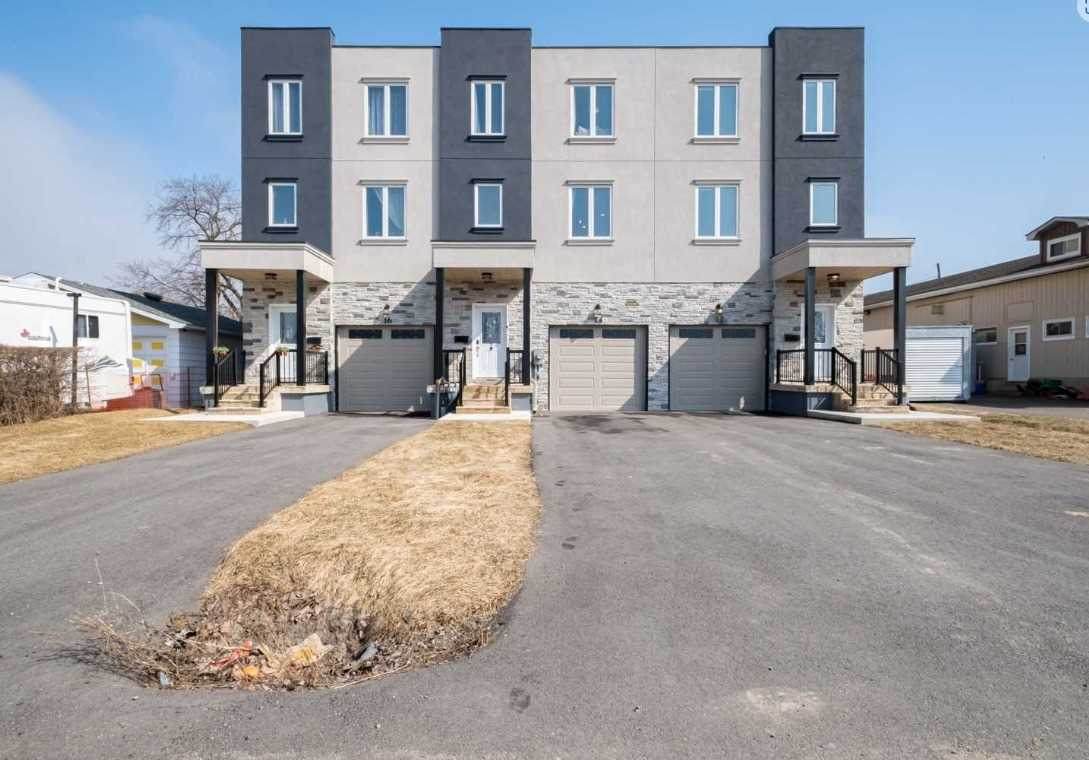 14 Ashford Pl - Photo 1
