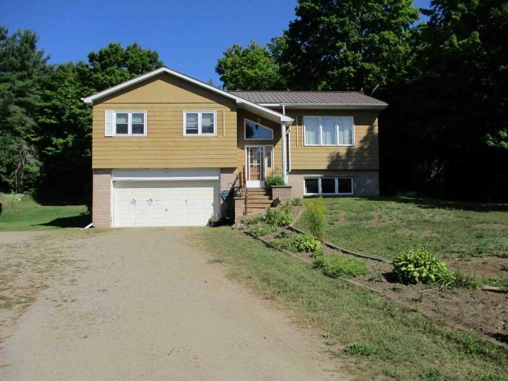 1795 Harlowe Rd - Photo 1