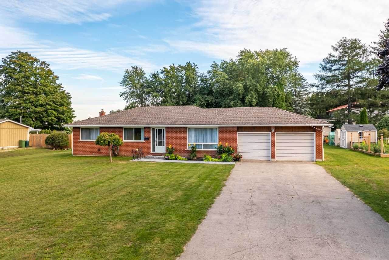 12 Starrview Cres - Photo 1