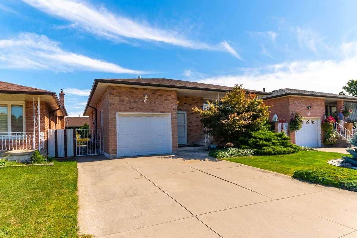 7 Capri Cres - Photo 1