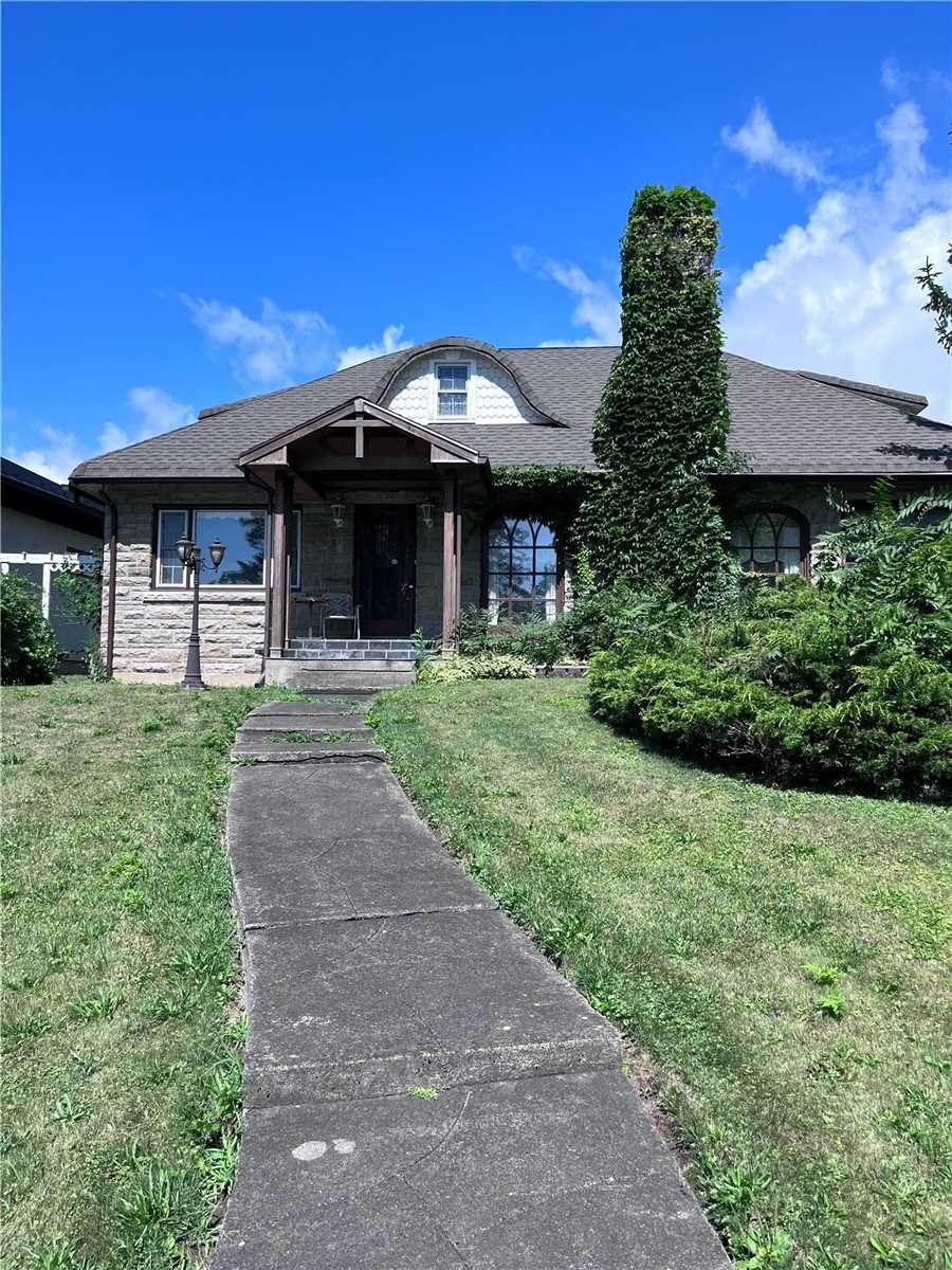 90 Lakeshore Rd - Photo 1