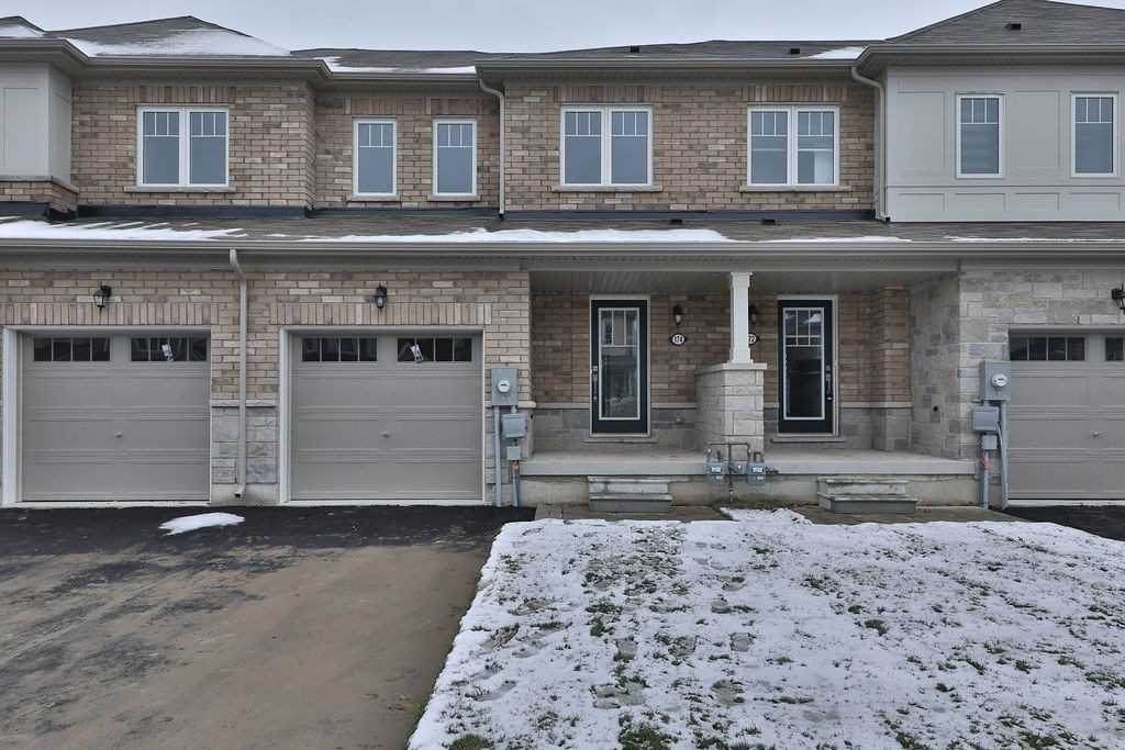 174 Esther Cres - Photo 1