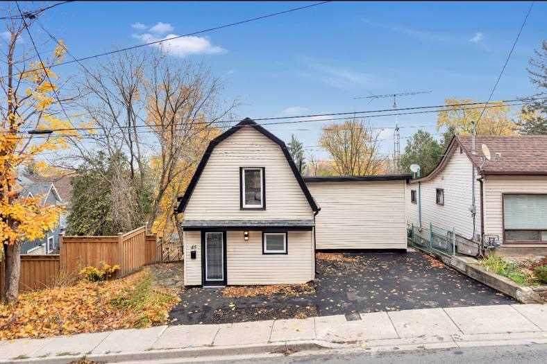 45 Mountain St - Photo 1