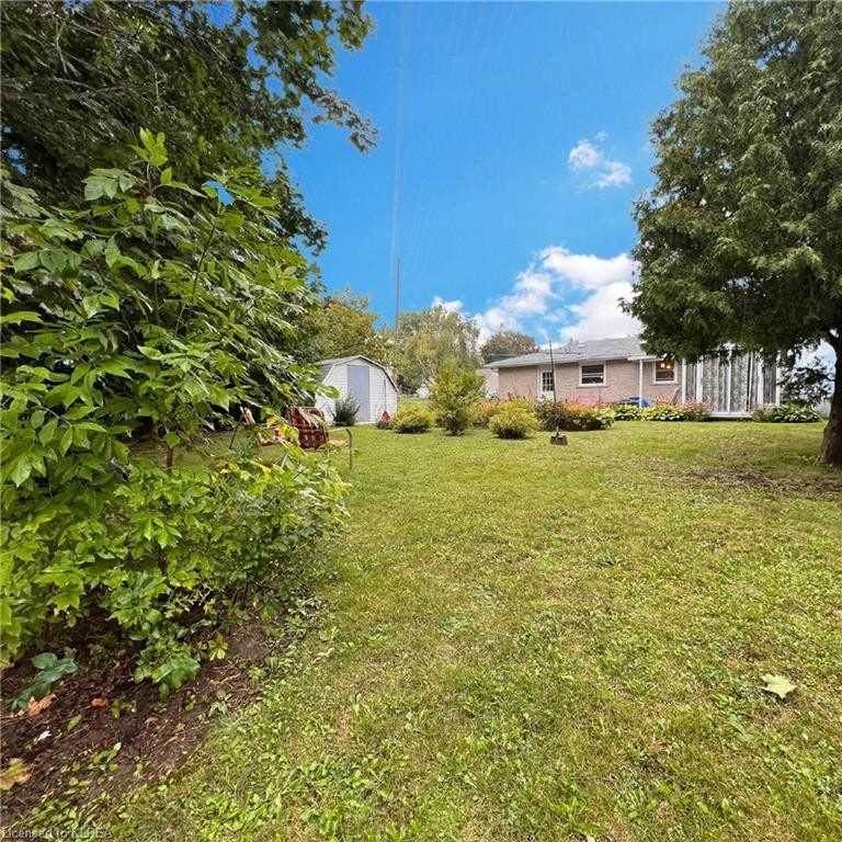 44 Mohawk Dr - Photo 1