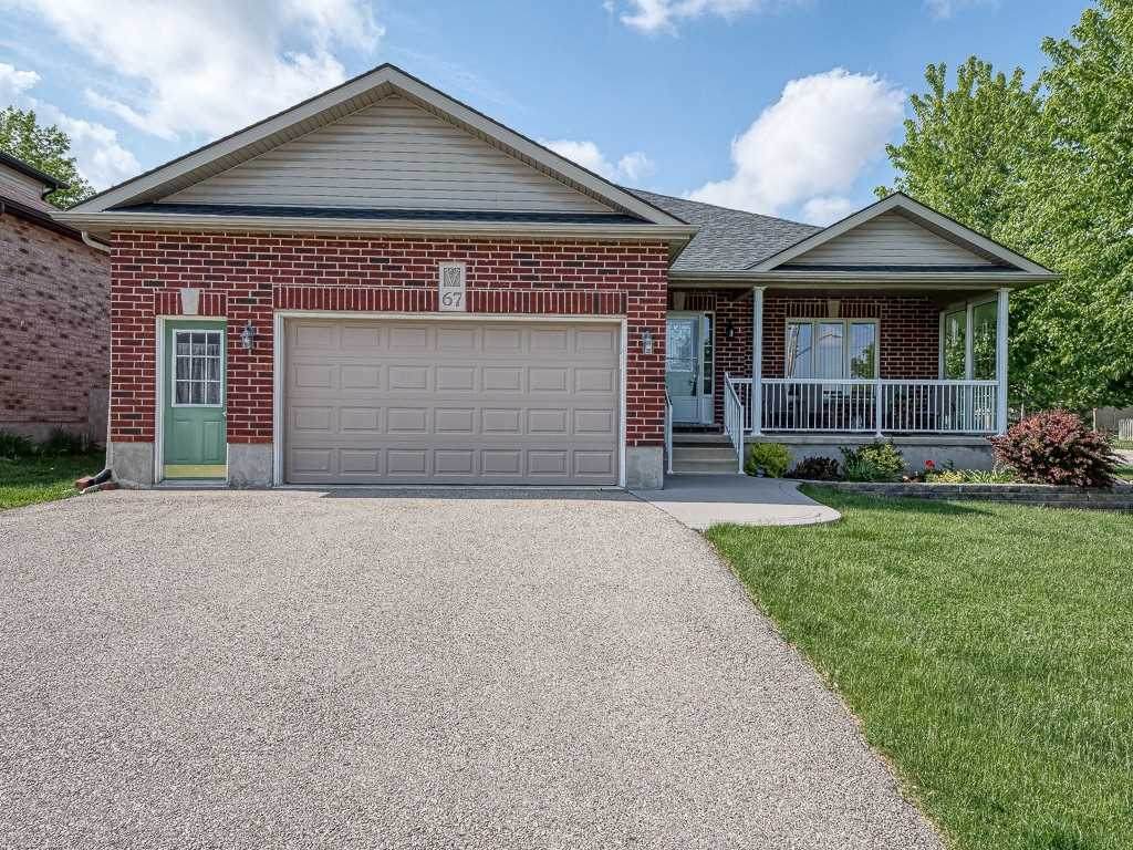 67 Woodhatch Cres - Photo 1