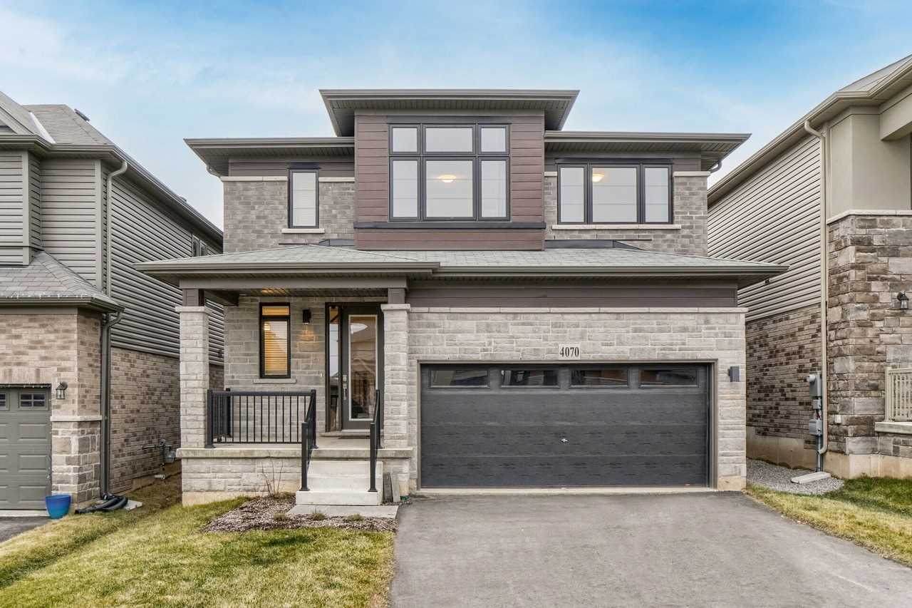 4070 Brock St - Photo 1