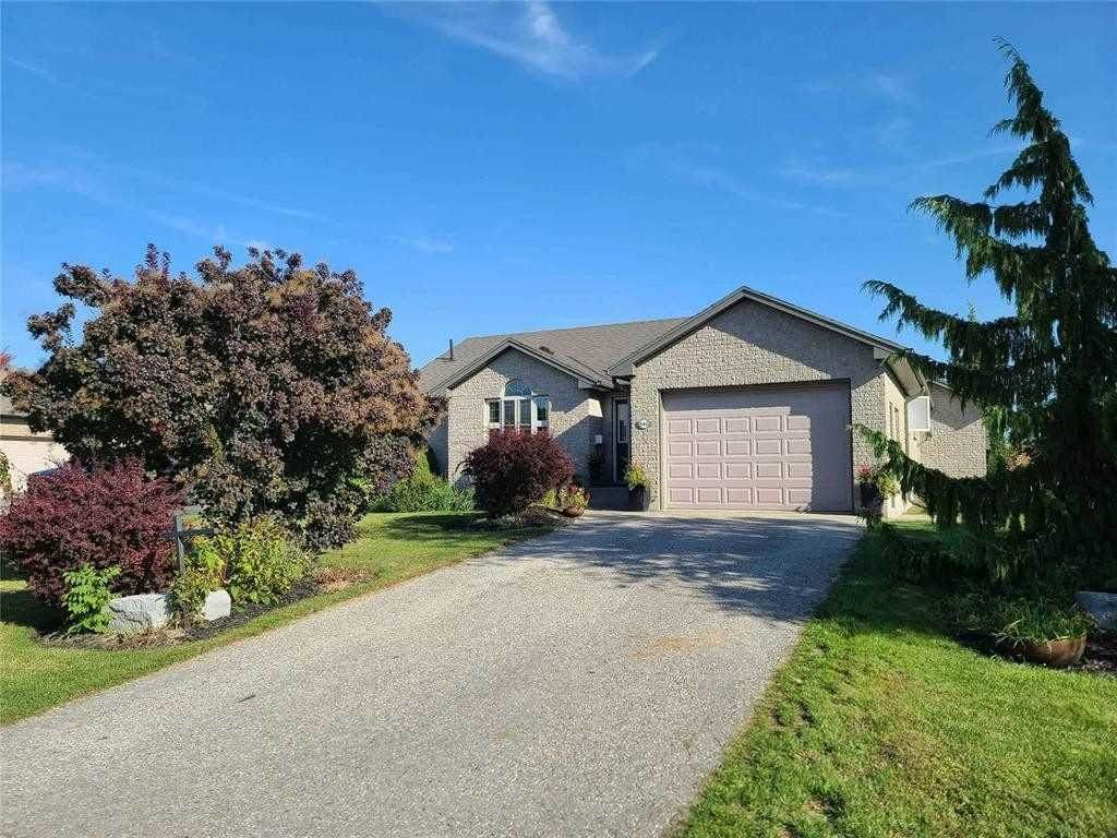 540 Grand Trunk St - Photo 1