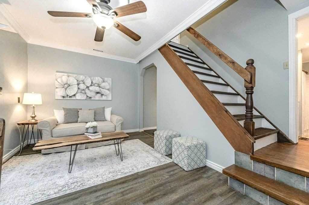 116 Elizabeth St - Photo 1