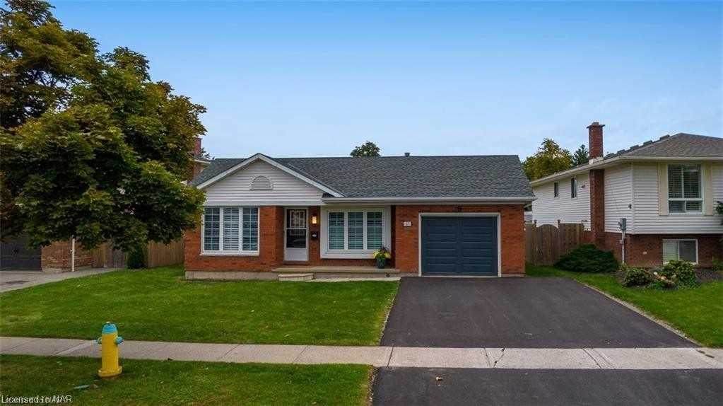 57 Mcdonagh Cres - Photo 1
