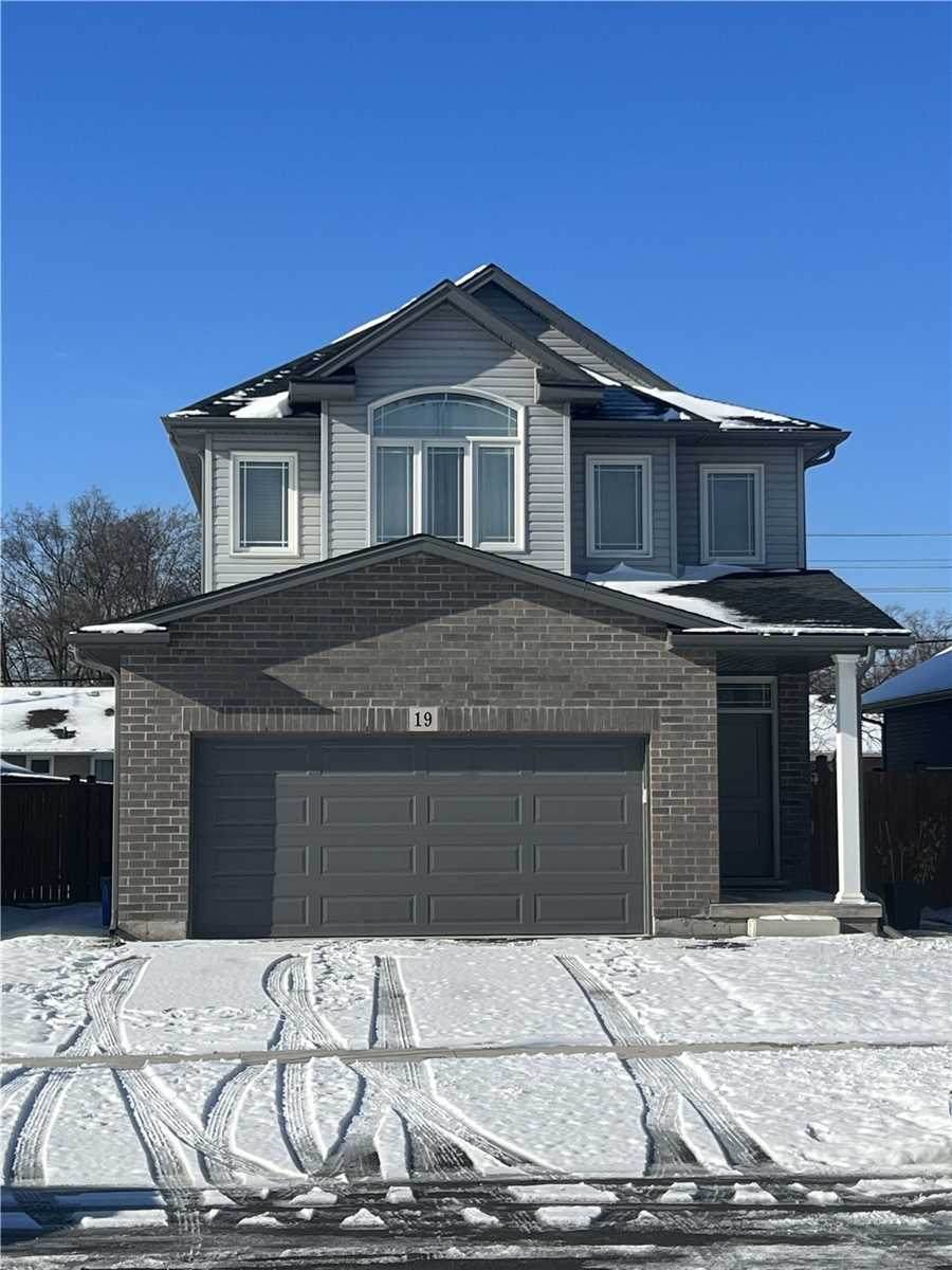 19 Berkshire Dr - Photo 1