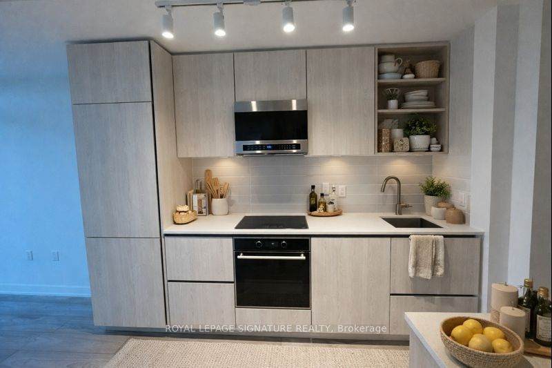 110 Broadway Avenue - Photo 1