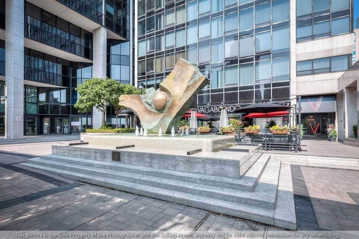 30 Wellington St - Photo 1