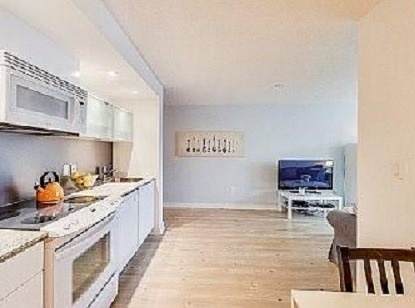 4K Spadina Ave - Photo 1
