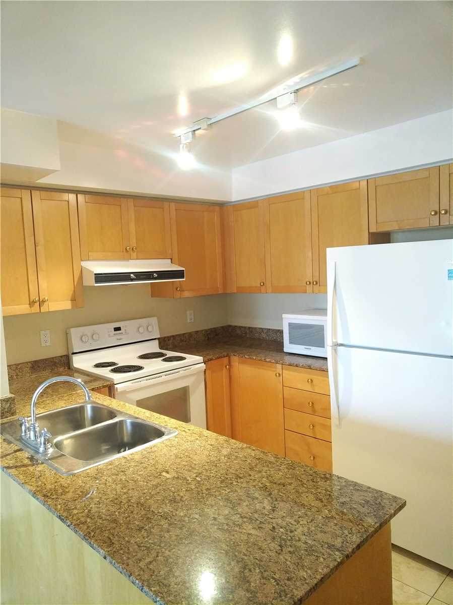 323 Richmond St - Photo 1