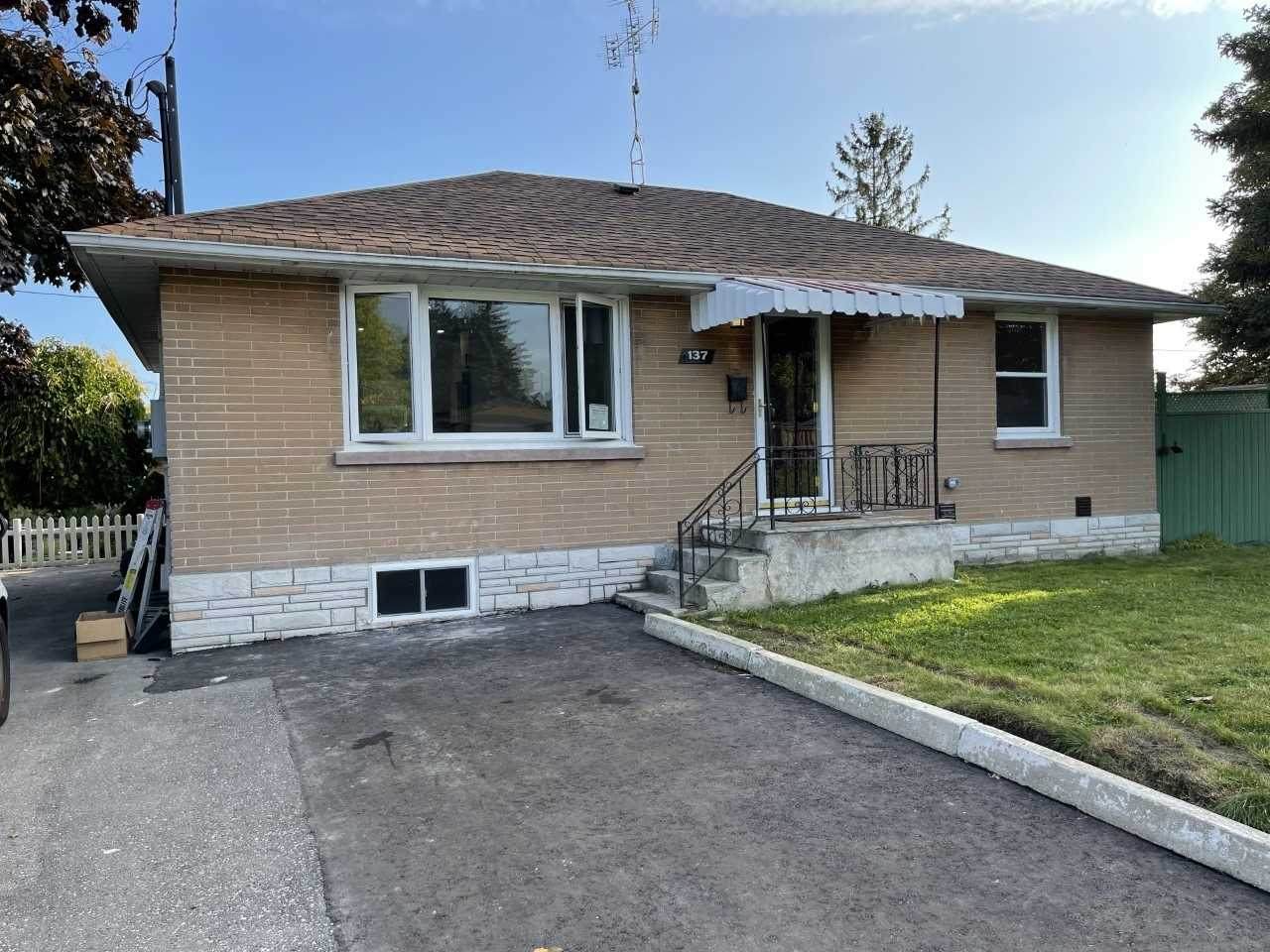 137 Southlawn Ave - Photo 1