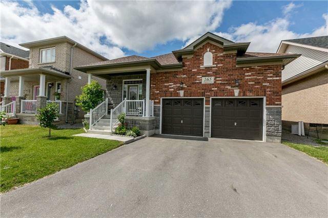 165 Hopkins Cres - Photo 1