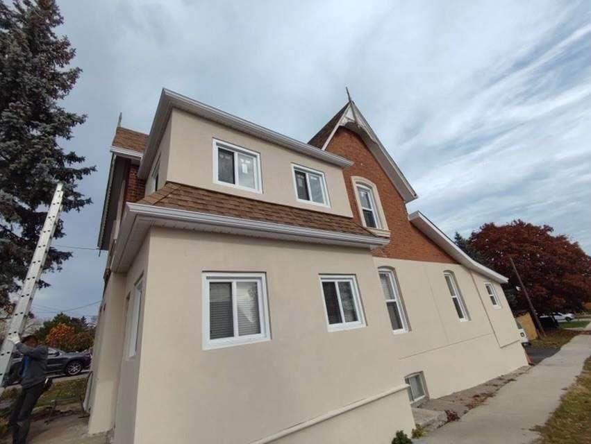 79 Barrie St - Photo 1