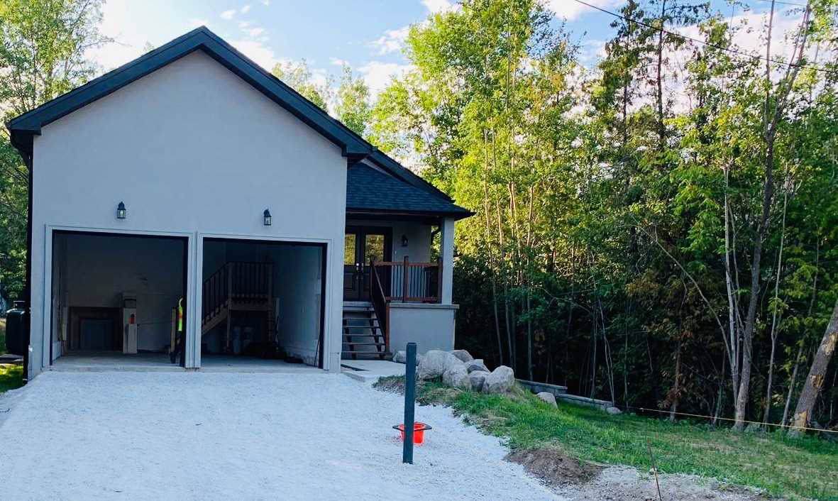 48 Marilyn Ave - Photo 1
