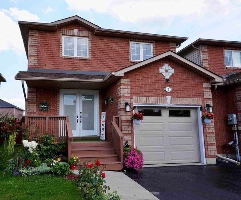 7 Raymond Cres - Photo 1