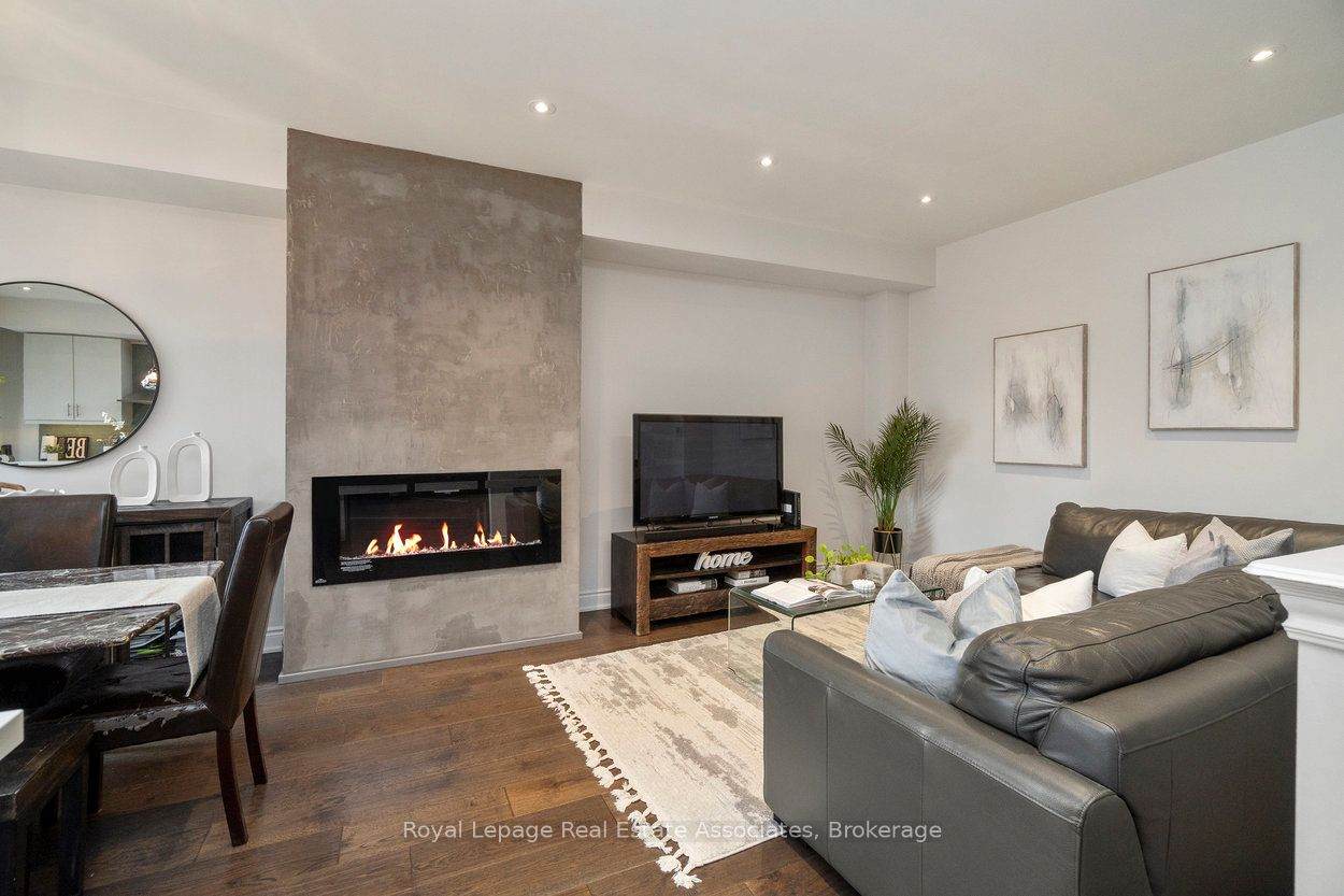 3076 Cascade Common - Photo 1