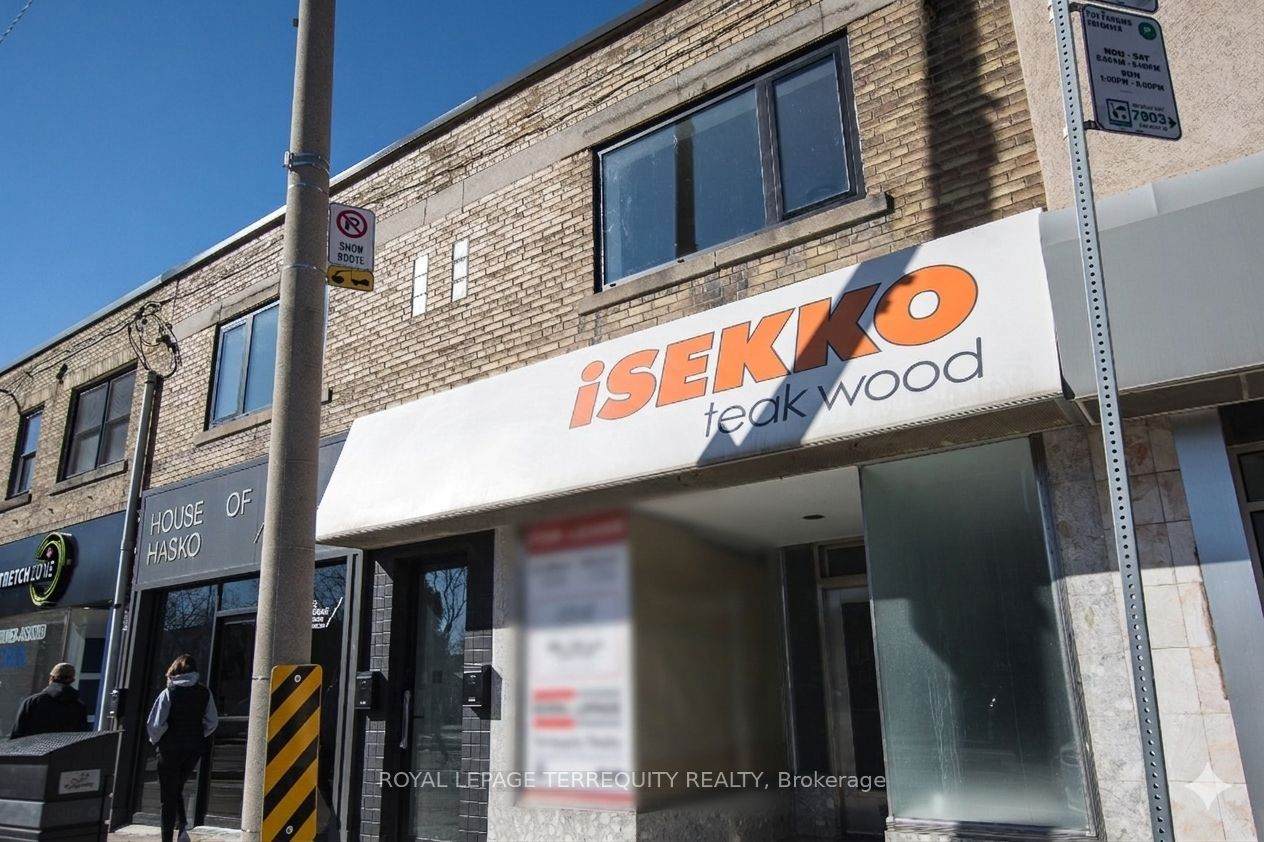 https://bt-photos.global.ssl.fastly.net/toronto/orig_boomver_2_W12816020-1.jpg