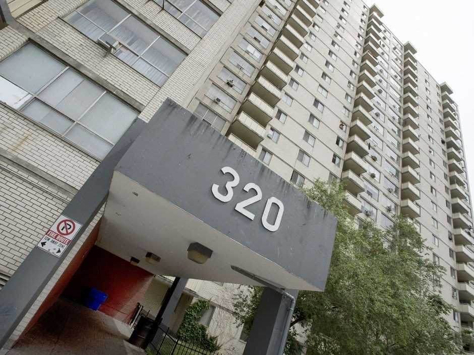 320 Dixon Rd - Photo 1