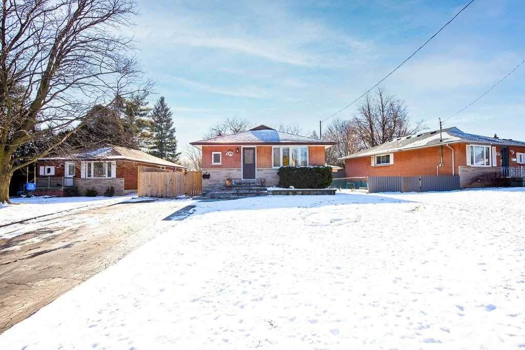 1396 Royal Dr - Photo 1