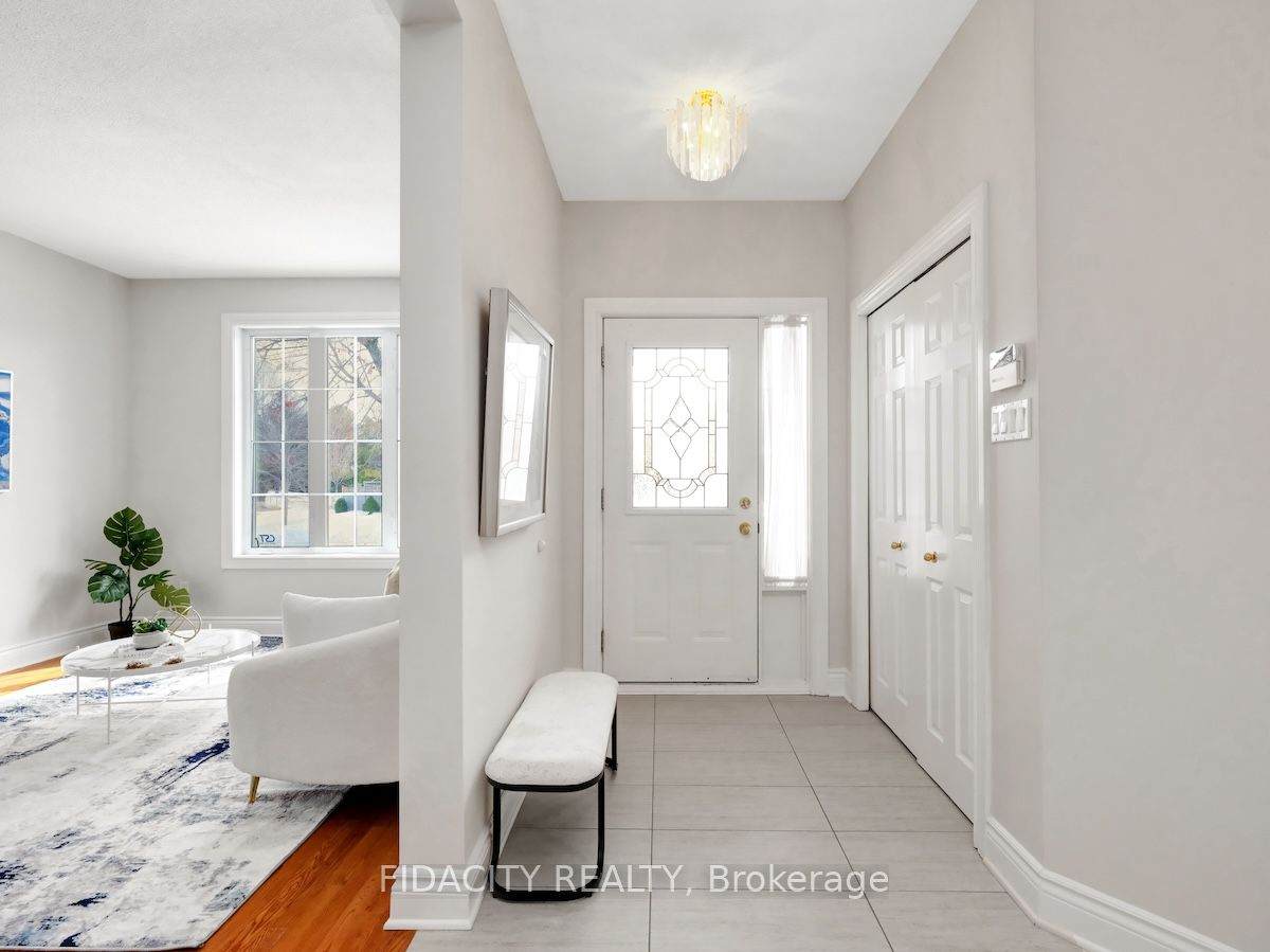 https://bt-photos.global.ssl.fastly.net/toronto/orig_boomver_2_X12019687-1.jpg