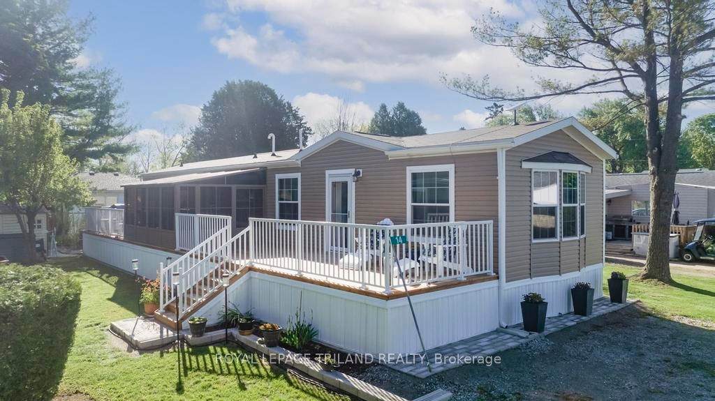 9385 Ipperwash Road - Photo 1