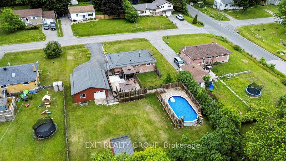 29 Barry Road - Photo 1