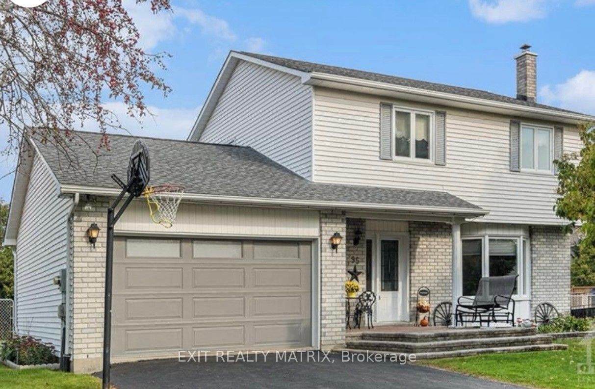 95 Castlebeau Street - Photo 1