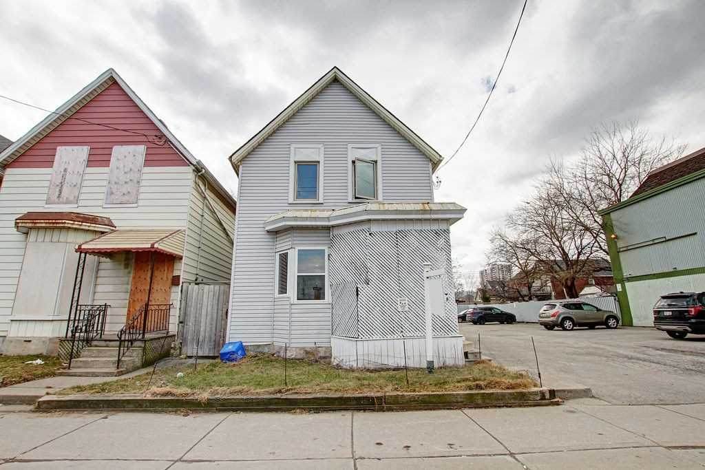 408 Cannon St - Photo 1