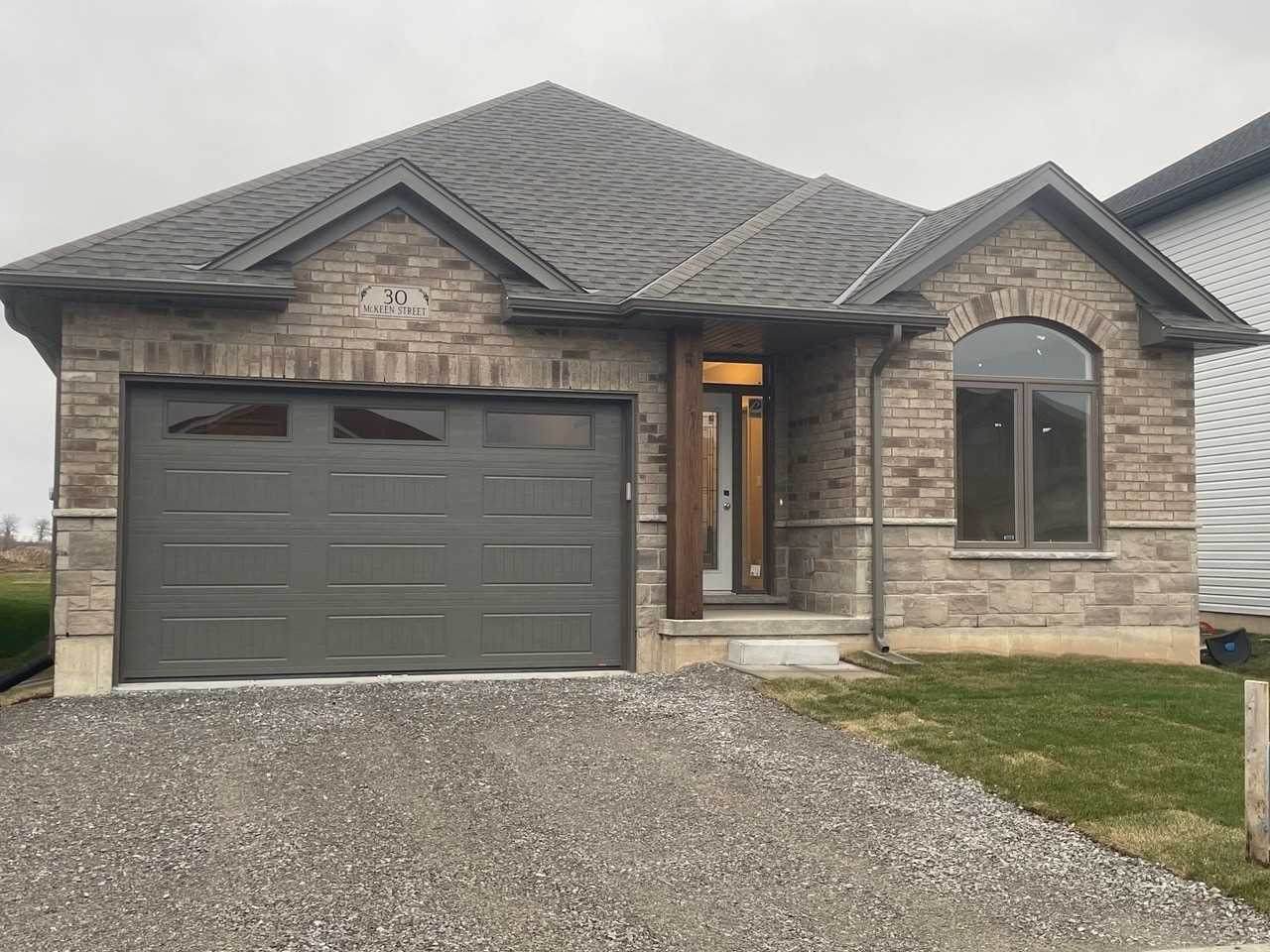 30 Mckeen St - Photo 1