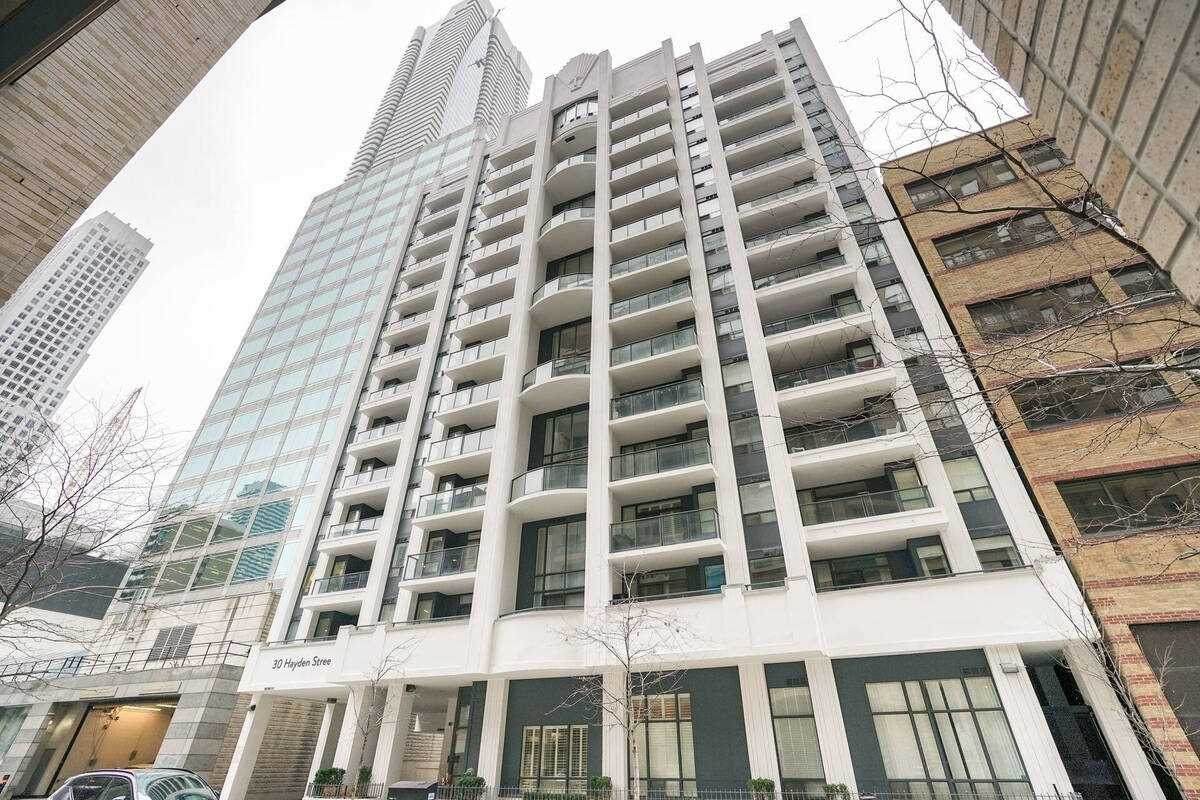 30 Hayden St - Photo 1