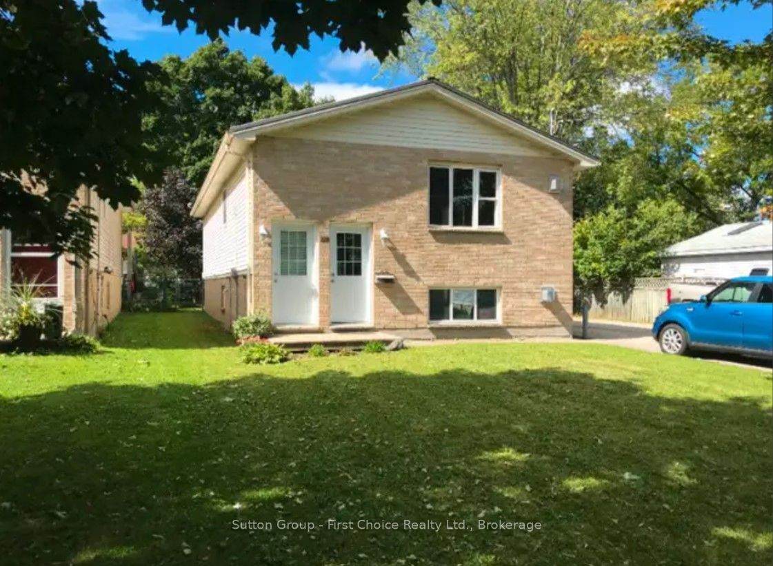 228 Queen Street - Photo 1