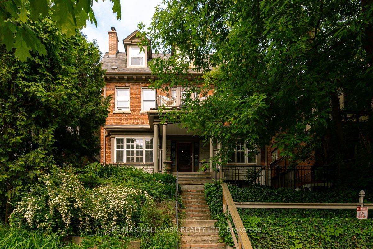 483 Parkside Drive - Photo 1