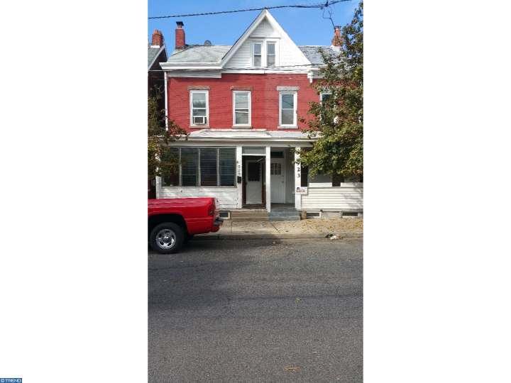 925 Beatty Street - Photo 1