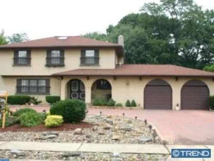 639 Haverford Avenue - Photo 1