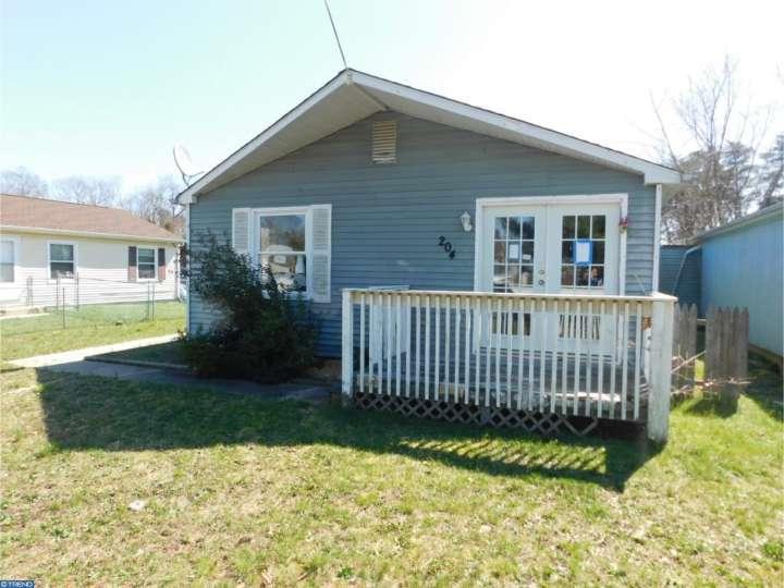 204 Gibbons Court - Photo 1