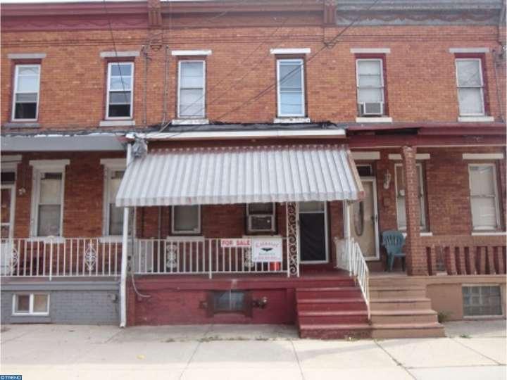 1006 Spruce Street - Photo 1